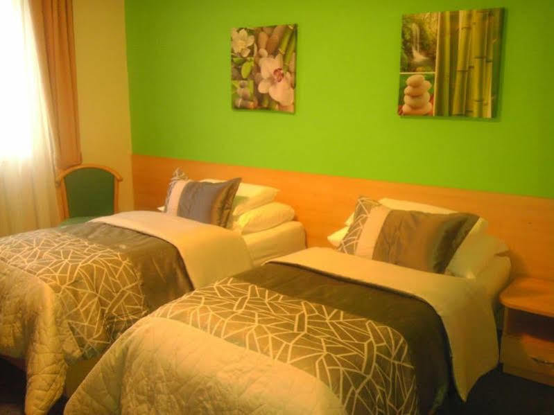 Teledom Hotel Košice Esterno foto