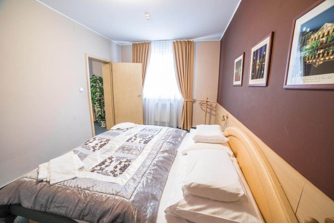 Teledom Hotel Košice Esterno foto