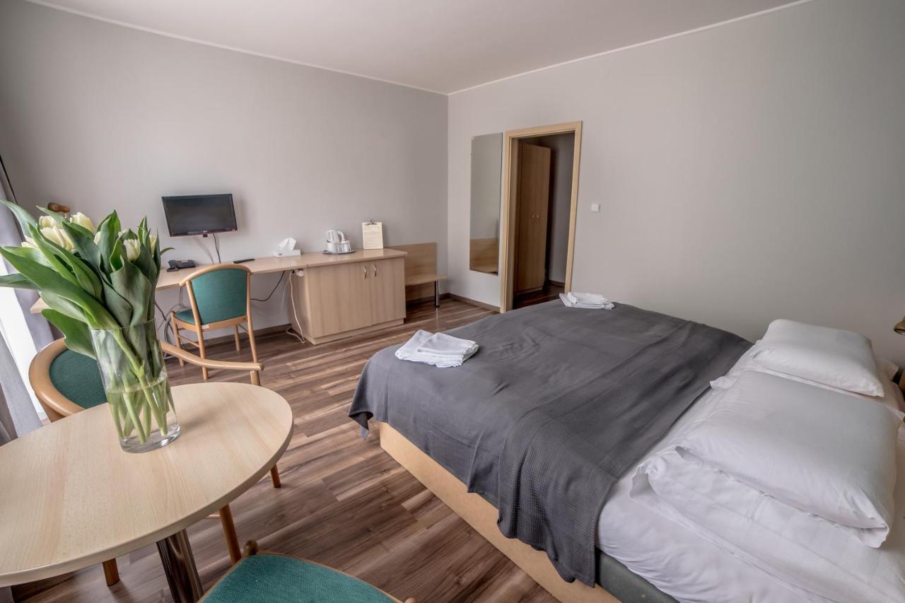 Teledom Hotel Košice Esterno foto